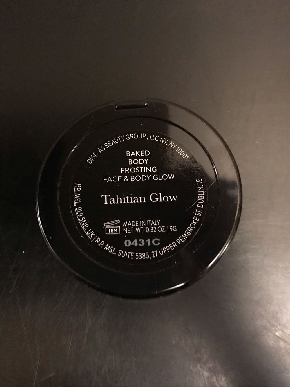 Laura Geller Baked Body Frosting Face + Body Glow - Bronze (Tahitian Glow) - Picture 5 of 5